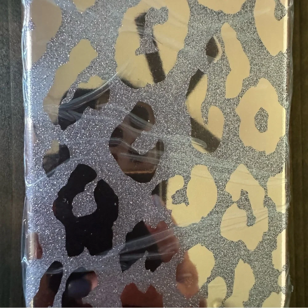 NWT Pink cheetah print iPhone 11 Pro Max phone case